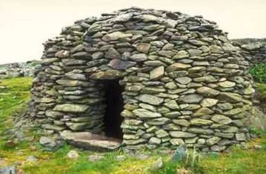 Clochen, prehistoric beehive hut, Fahan Ireland